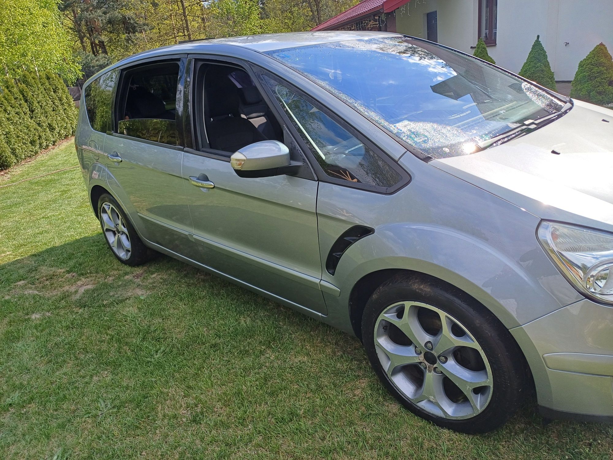 Ford s max 2009 rok