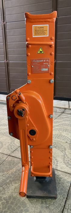 Vendo macaco hidraulico Unicraft SW50