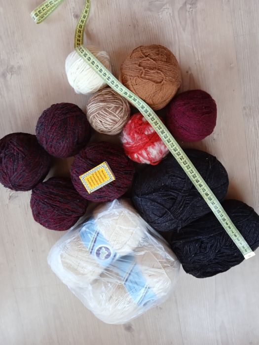 Нитки для в'язання клубки ниток