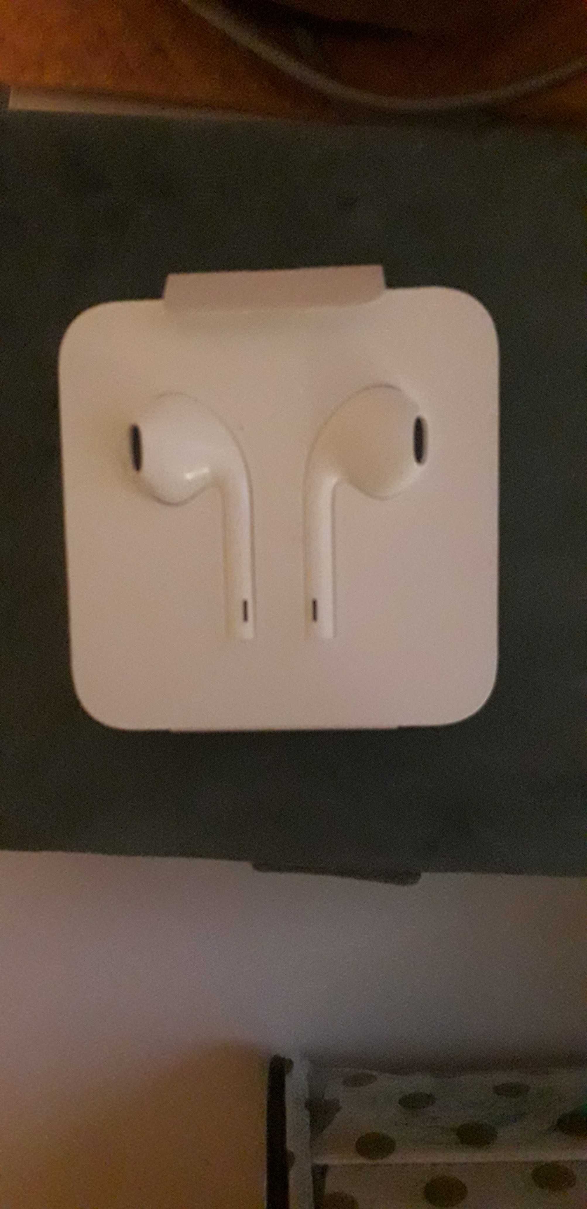 Наушники EarPods lightning оригинал