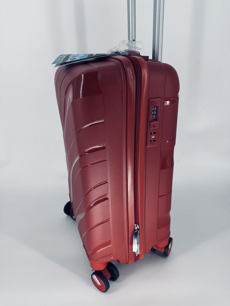 Nowa walizka kabinowa 55/40/20 polipropylen RGL PP5 bordowa