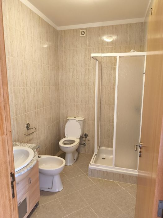 Apartamento T3 com garagem