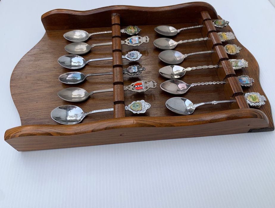 Colheres de coleção com expositor