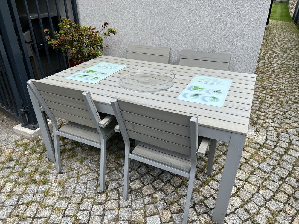 Stół ogrodowy z krzesłami ikea