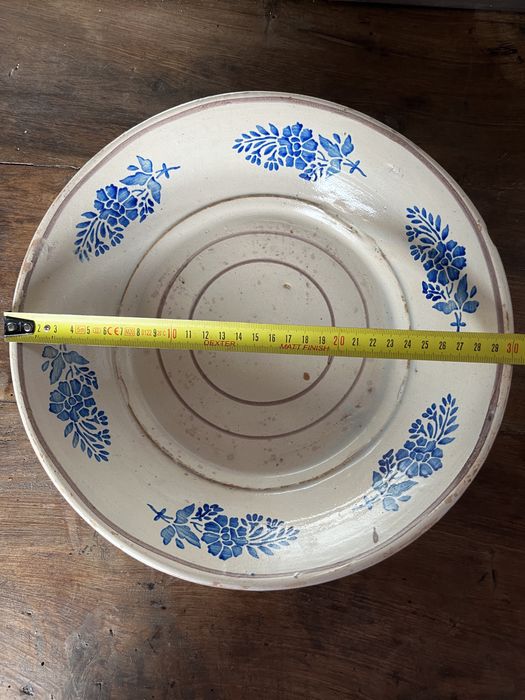 Prato em Faianca antiga, portuguesa  RATINHO.