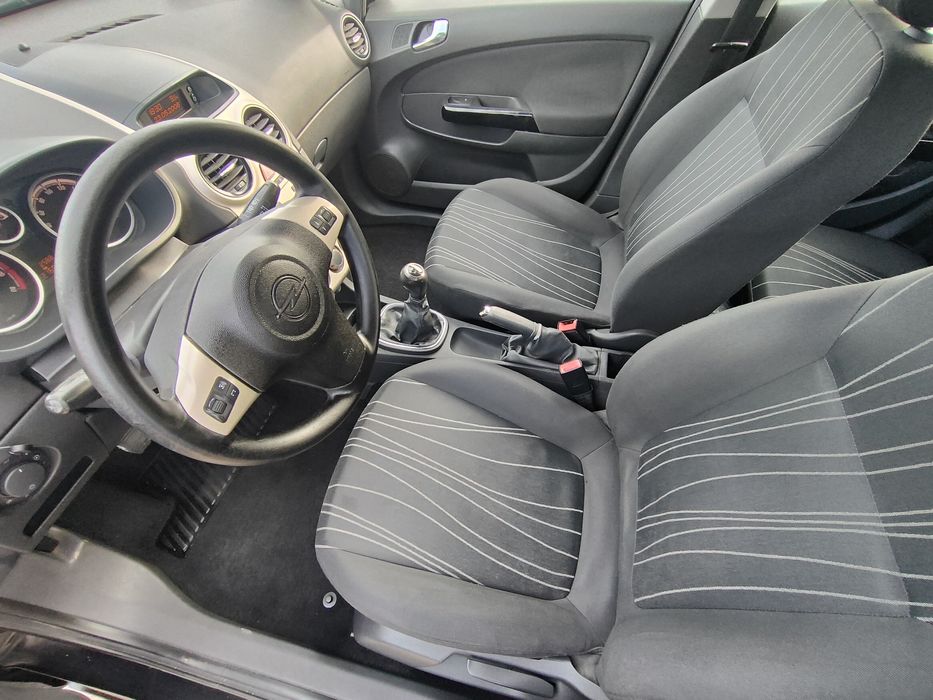 Opel Corsa 1.2 benzyna! Piękny! Klima sprawna! Piękne zimówki!