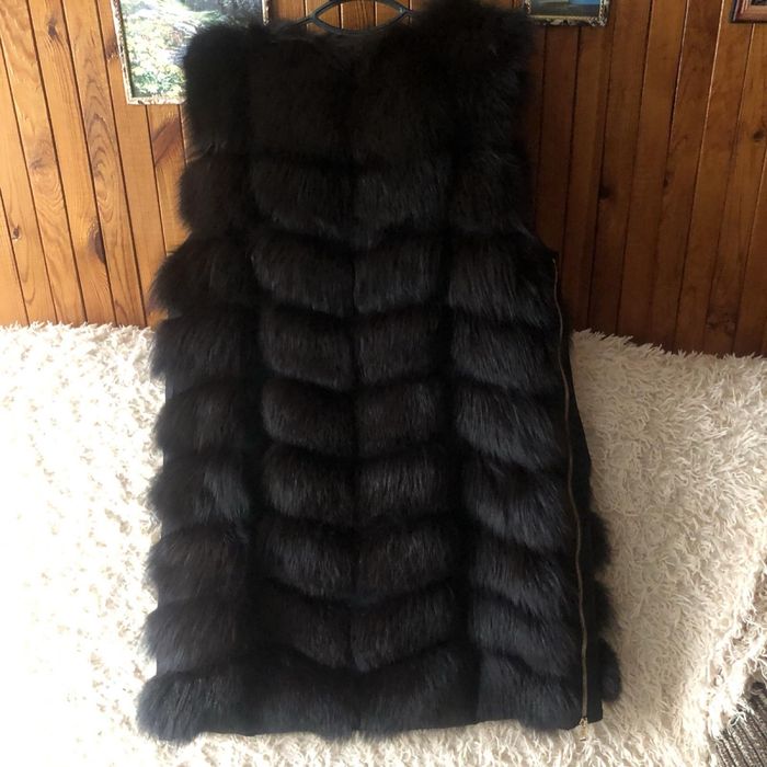 Продаю жилетку з натурального хутра