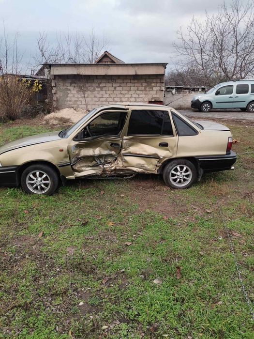 Нексія після дтп.