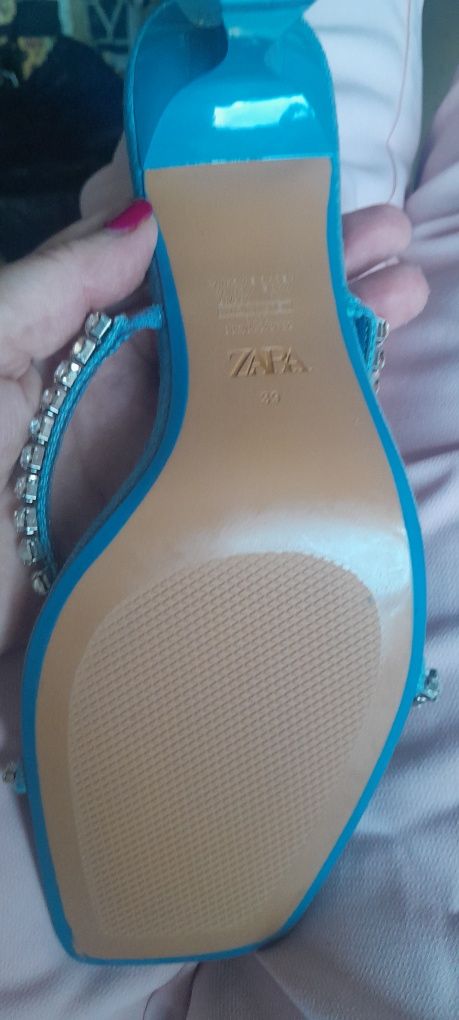 Sandalia zara n39