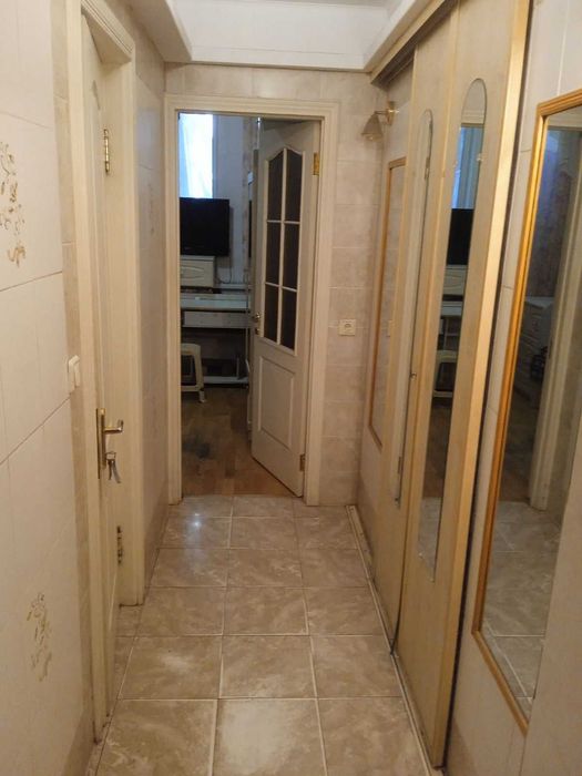 Здається кімната на Короваєвих дачах