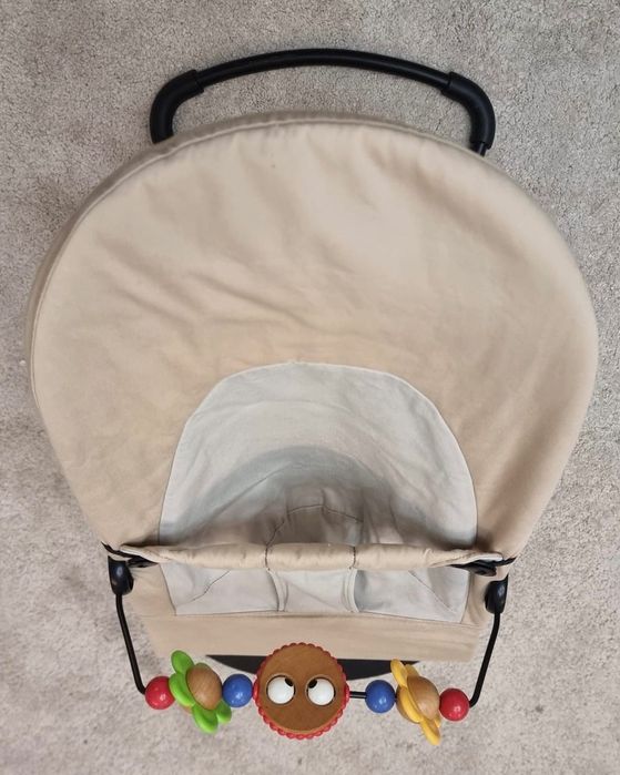 Espreguicadeira Babybjorn + arco babybjorn googly eyes