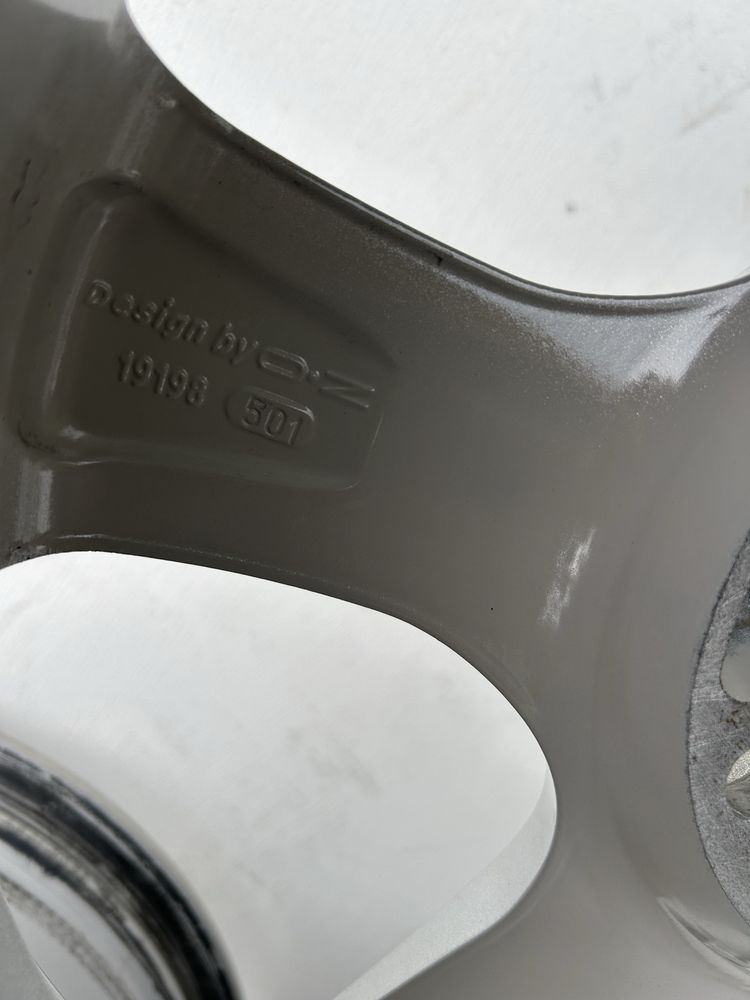 Alufelgi felgi Honda CR-V 5x114.3 R17 O.Z