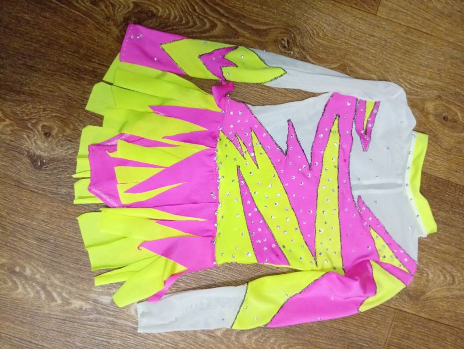 Продам танцевальный детский купальник