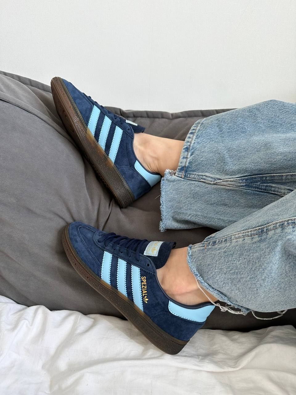 р36-41 Кросівки Adidas Spezial handball dark blue