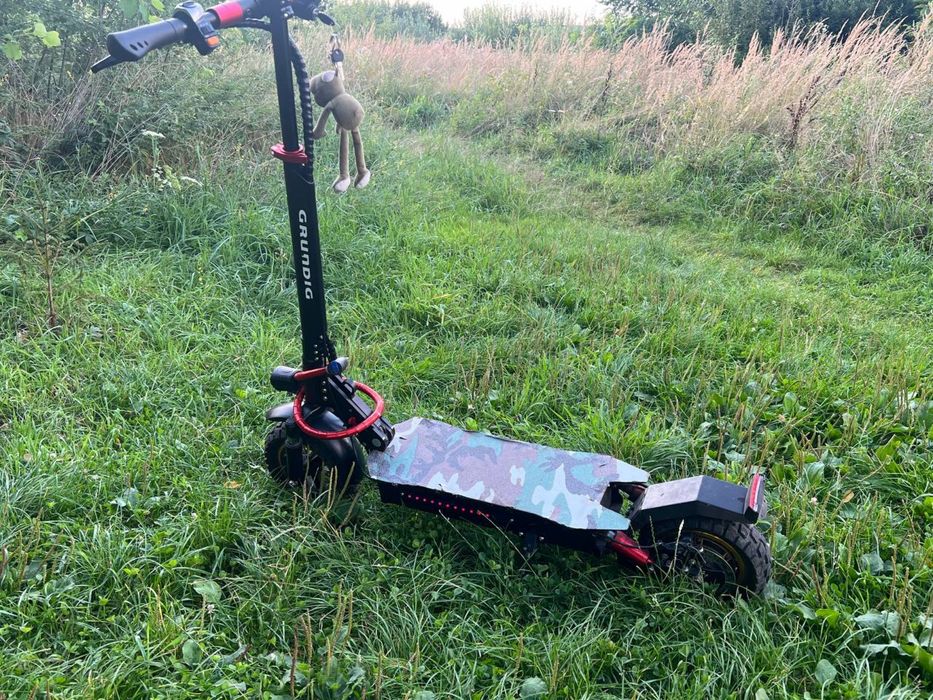 Засіб від ТЦК Електросамокат Grundig 1000w