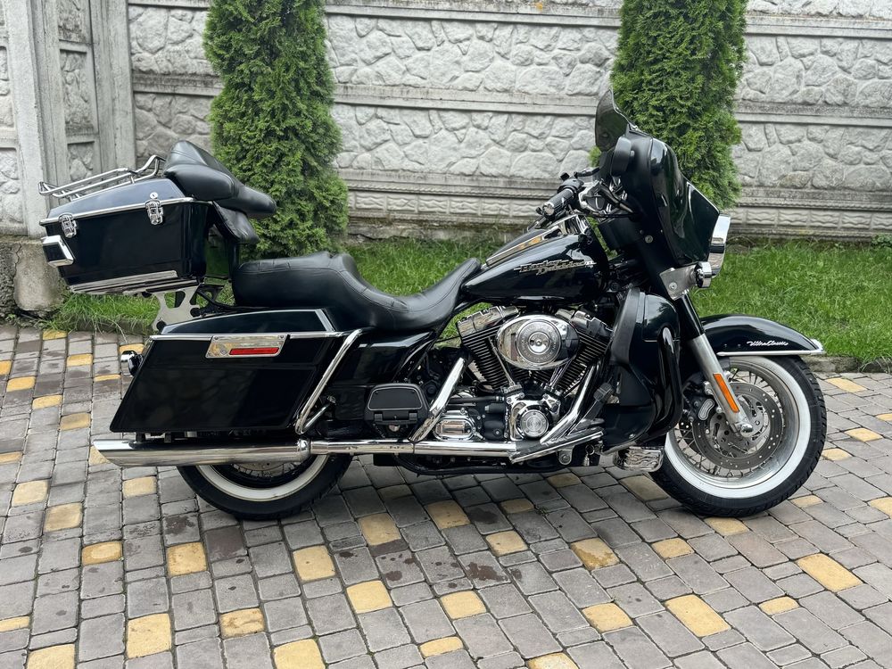 Harley Davidson Electra Glide FLHTCUI