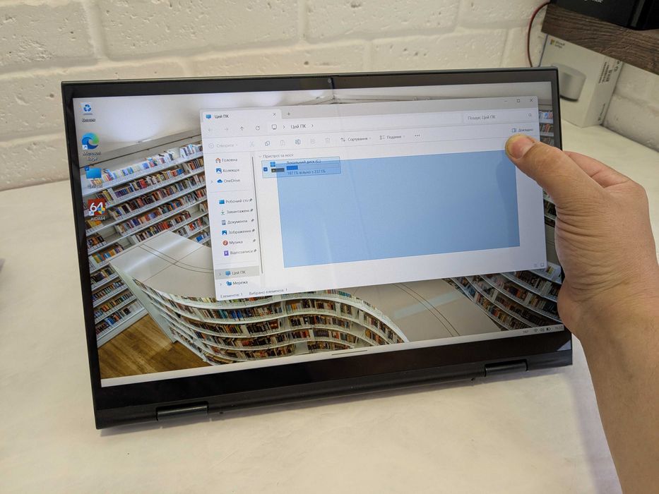 Dell Inspiron 14 7415 2in1 - 14" - AMD Ryzen 5-5500U/16gb/256gb #390