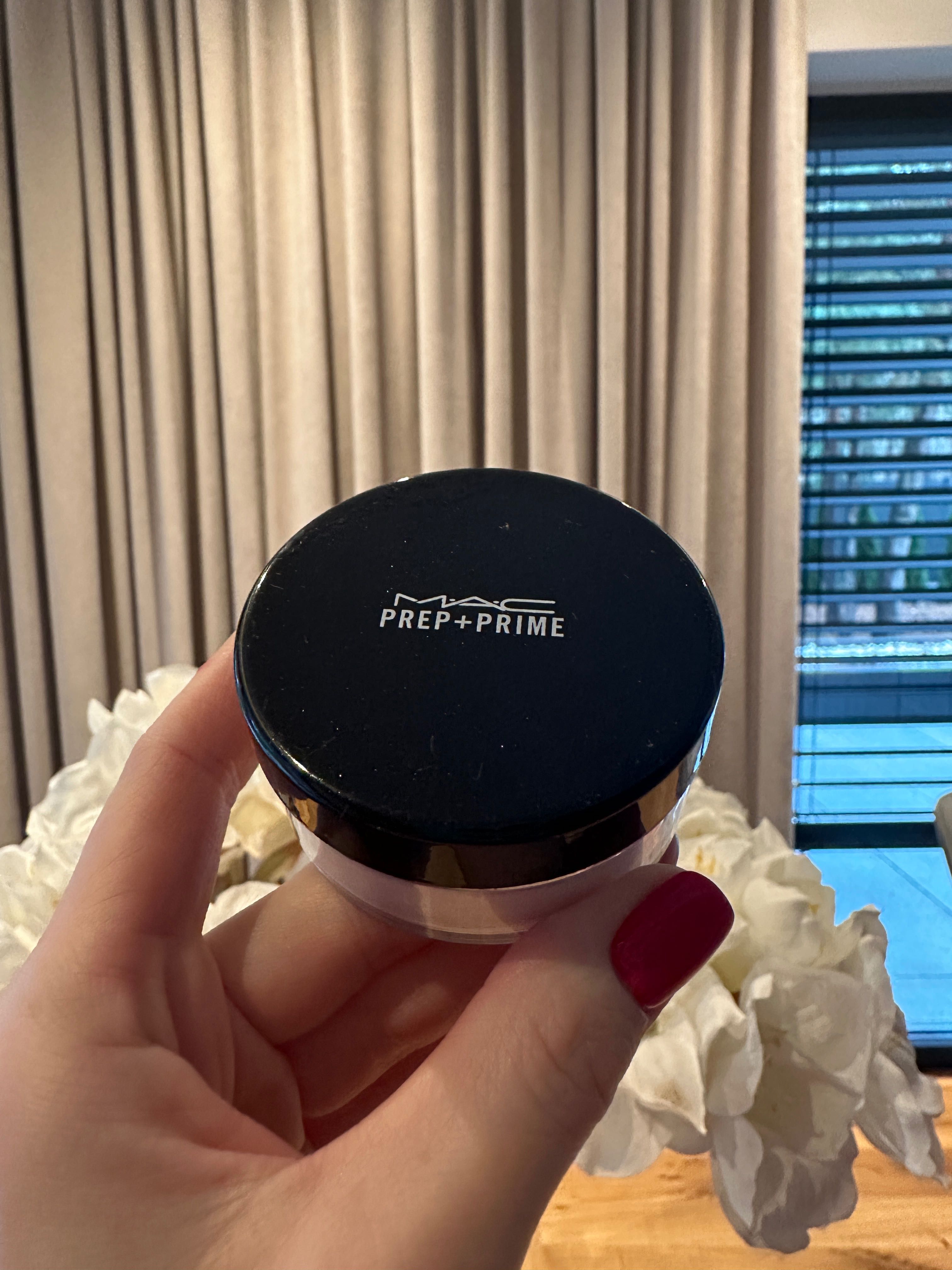 Puder transparentny Mac Prep + Prime Transparent Finishing Powder