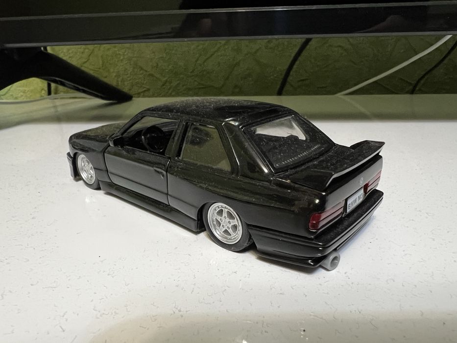Машинка bmw m3 e30