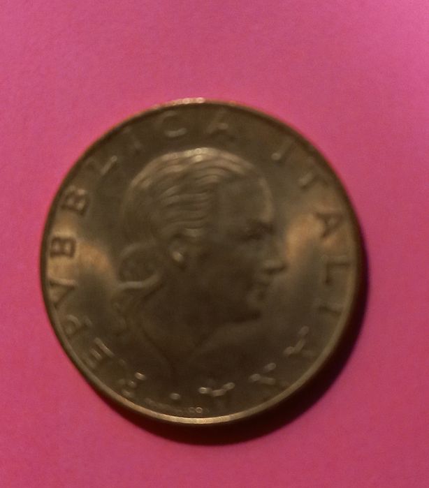Moneta vintage Włochy 200 lirów z 1989 roku unikat