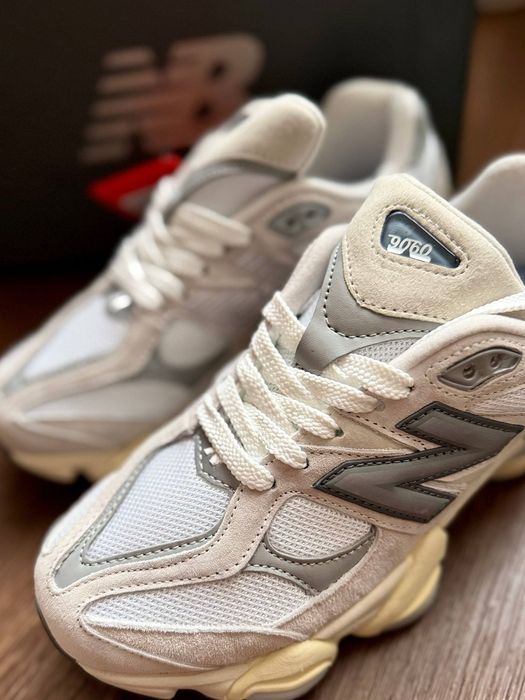 Кросівки New Balance 9060