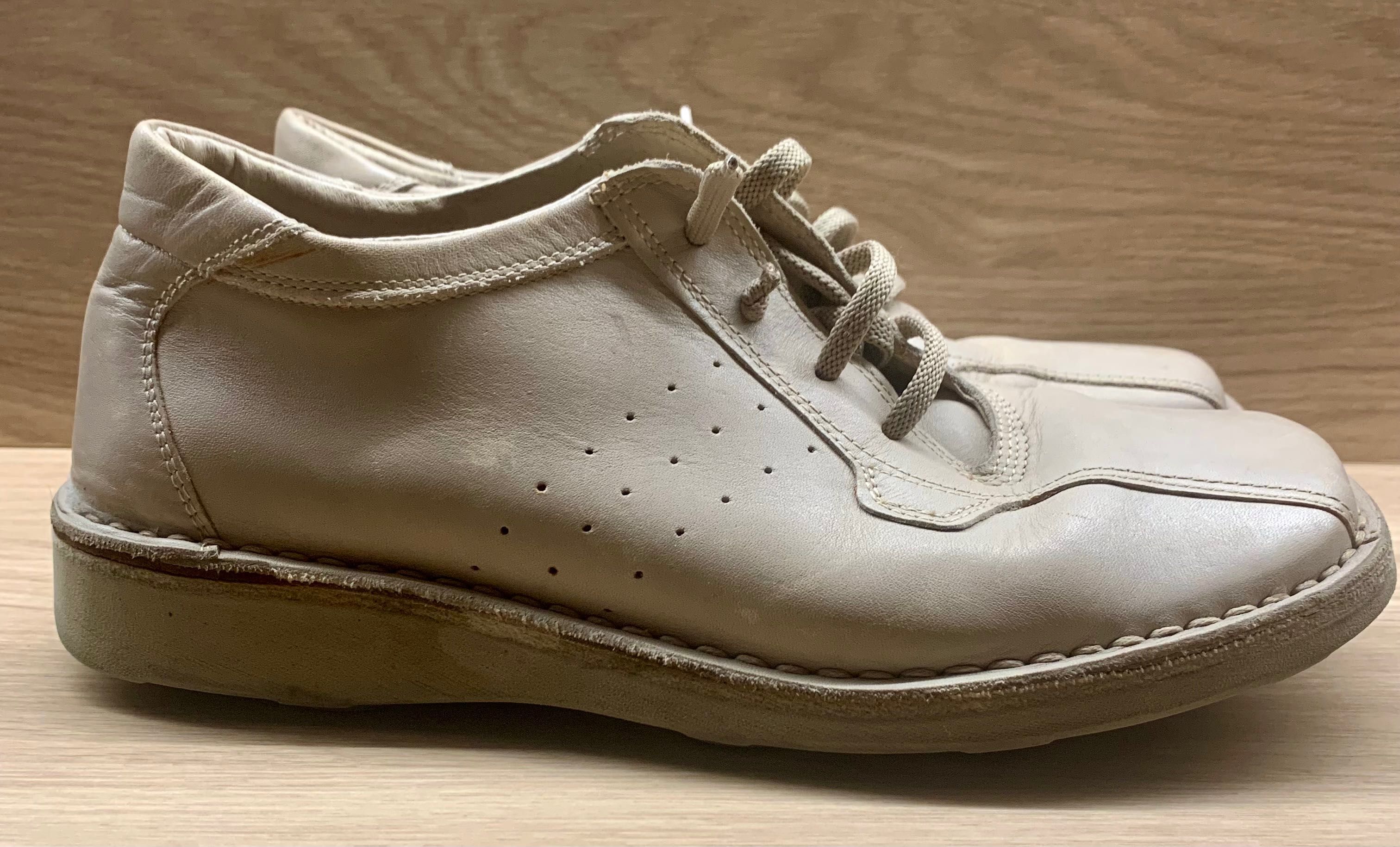 BATA Buty skórzane męskie rozm.41