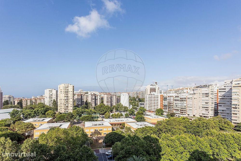 Apartamento T4 para venda