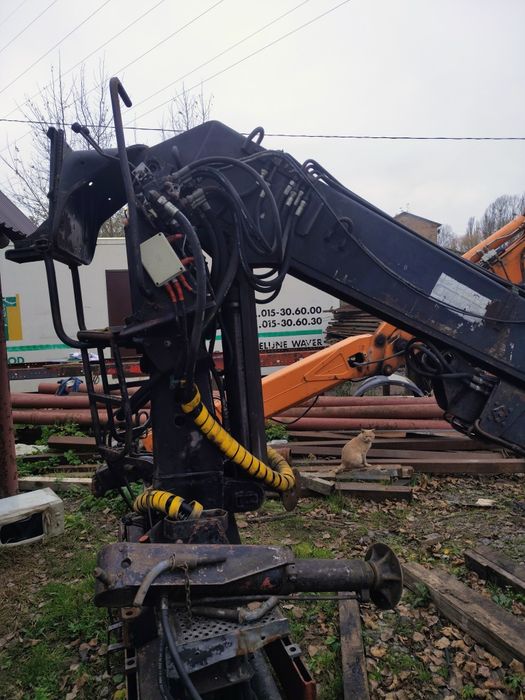 Кран маніпулятор лісовий джонсернт 1090