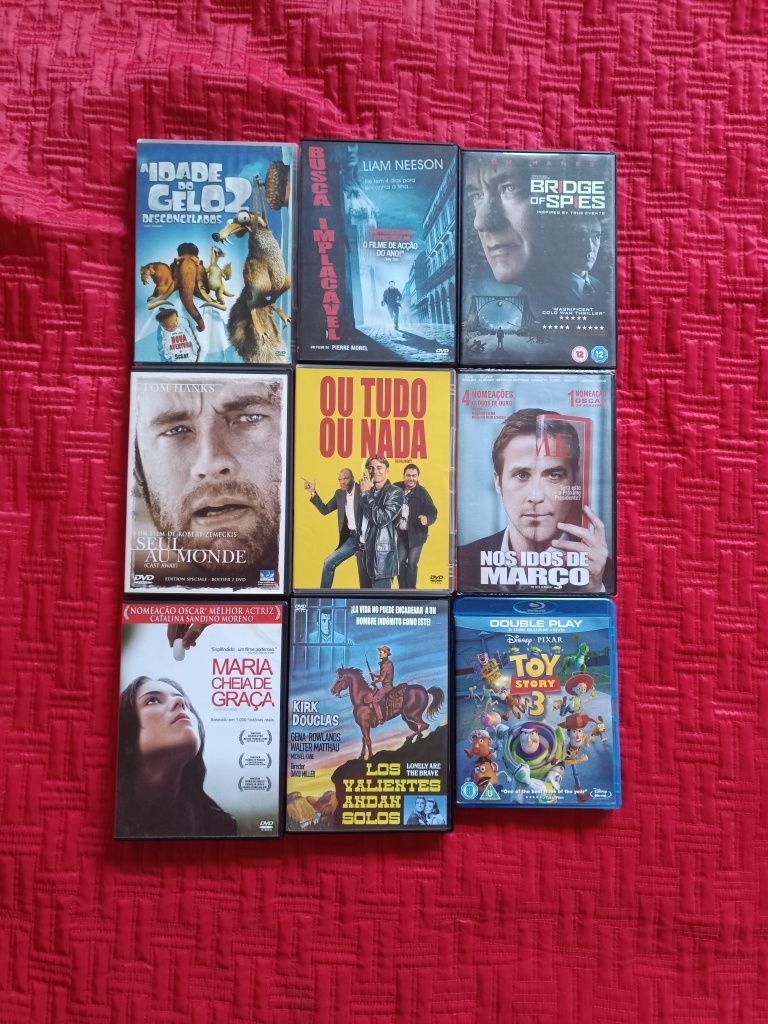 Vários DVDs de filmes
