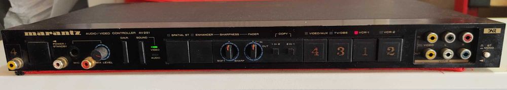 Controlador Video/ audio Marantz AV251 Usado