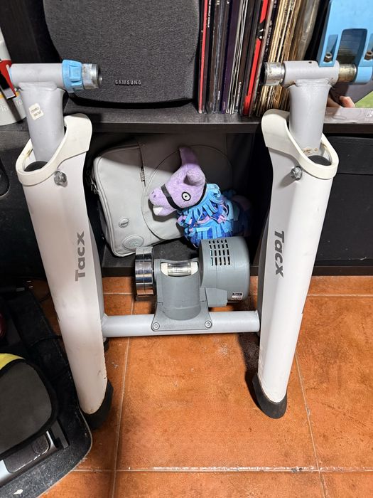 Smart trainer Tacx Flow Smart