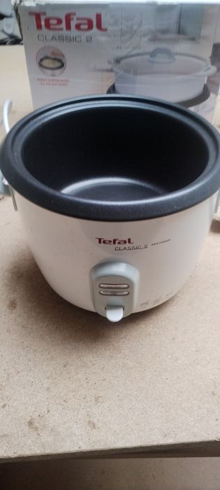 Garnek tefal z pokrywką