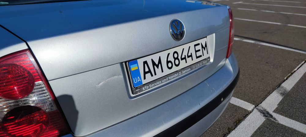 Пассат в рідній фарбі