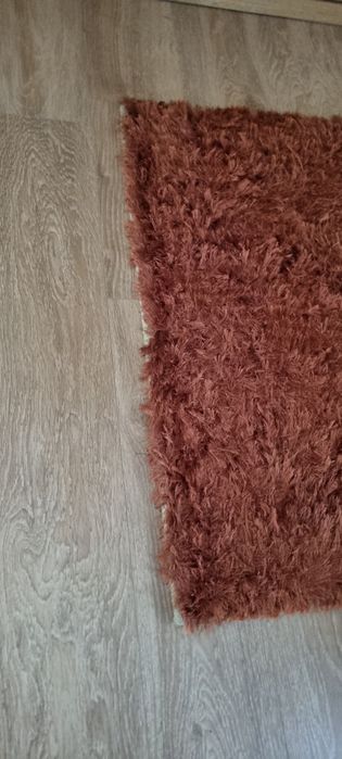 Carpete / tapete castanho