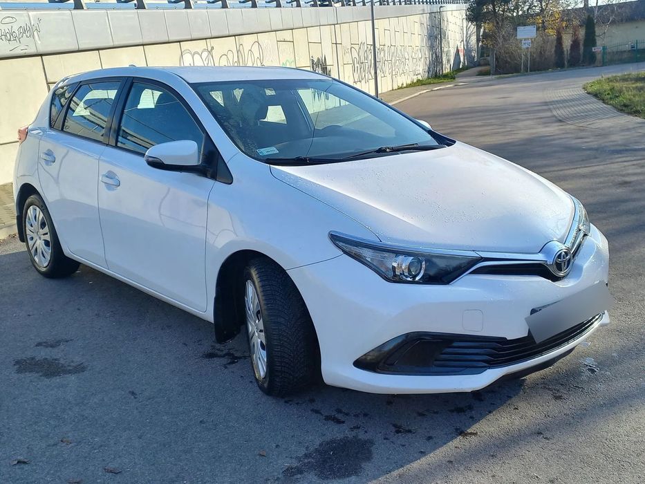 Toyota Auris Toyota Auris 1.33 Salon Polska