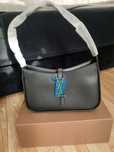 Elegancka czarna torebka "Saint laurent" damska – nowa, z dokumentem