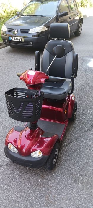 Moto para locomoção de idosos