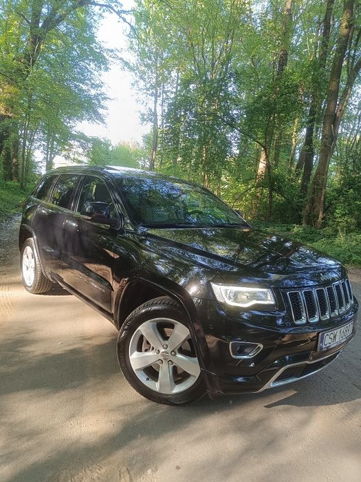 Jeep Grand Cherokee Salonowy