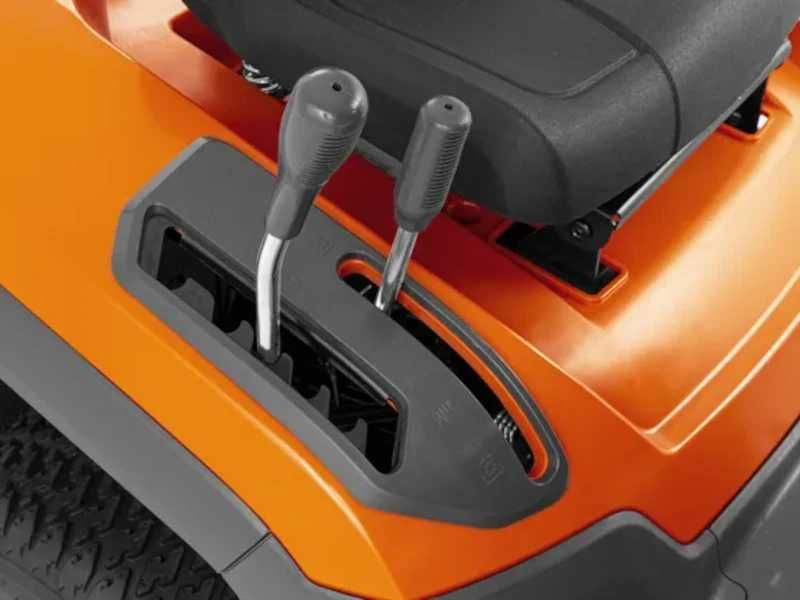 Traktor ogrodowy HUSQVARNA TS112 wyrzut boczny RATY