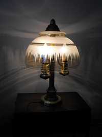 Trzyramienna, mosiężna lampa gabinetowa z dużym kloszem