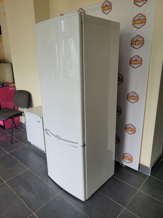 Sprzedam lodówkę firmy Bauknecht z możliwością dostawy