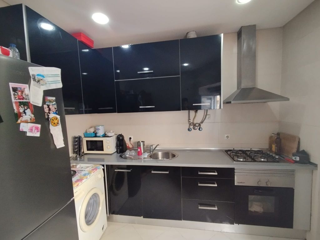 Vendo apartamento T2 em santa iria de Azoia