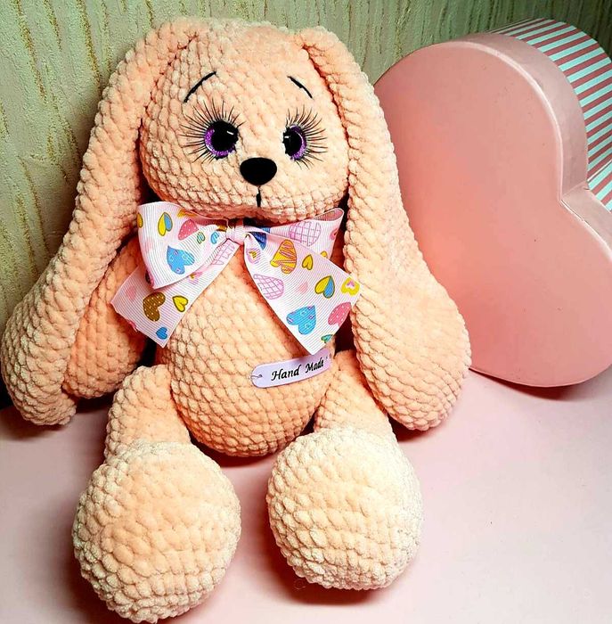 Зефирная зайка амигуруми