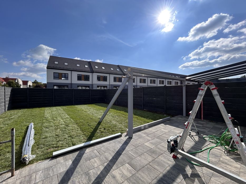 Brukarstwo Budowa ogrodów Trawniki Systemy nawadniające Prace ziemne