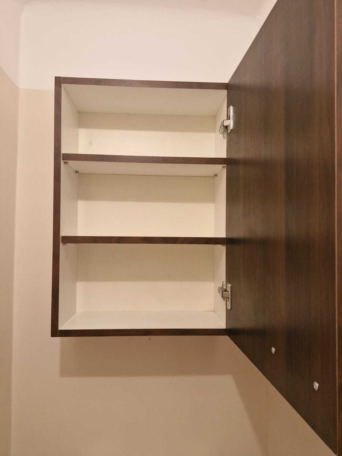 Płytka szafka wisząca - szer. 50 cm, 3 półki, jak nowa