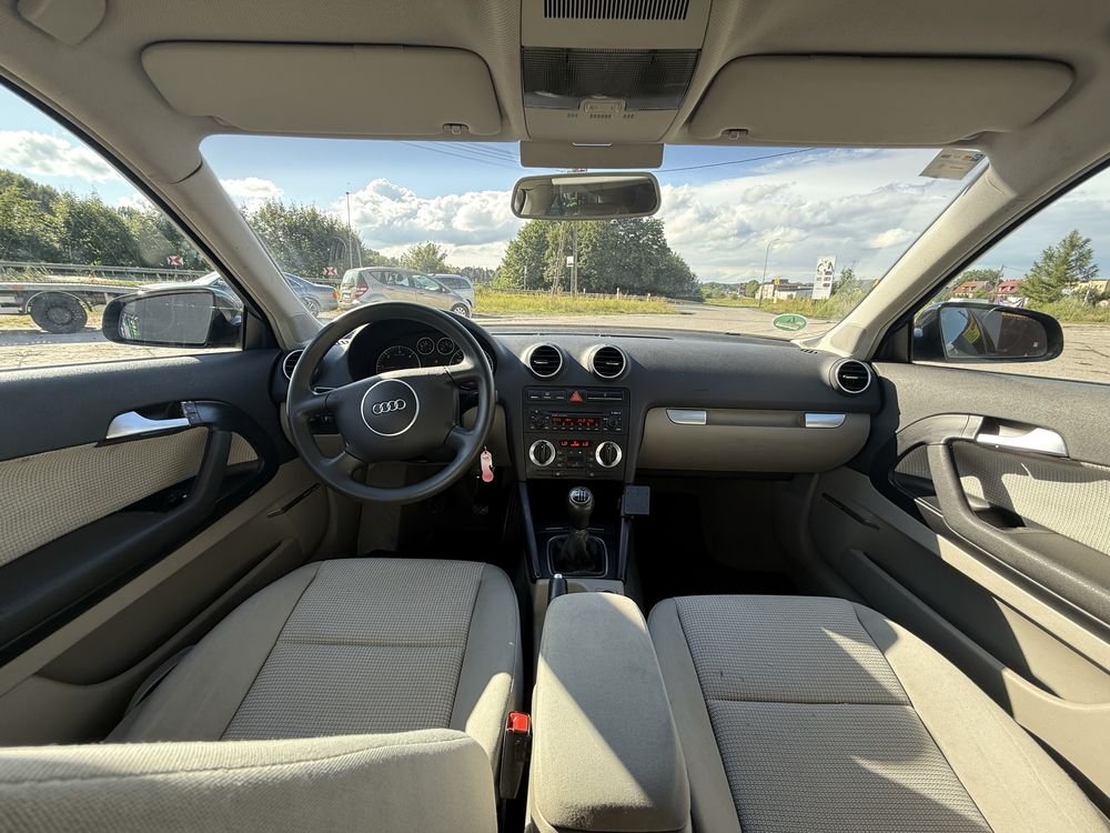 Audi A3 8P 1.9 TDI 140KM Sprowadzony ZAREJESTROWANY Klima BOSE Alu HAK