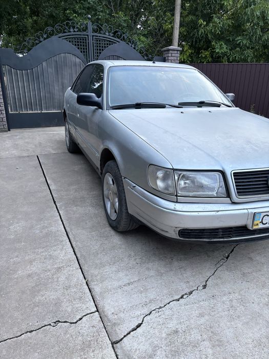Продам ауді 100 с4