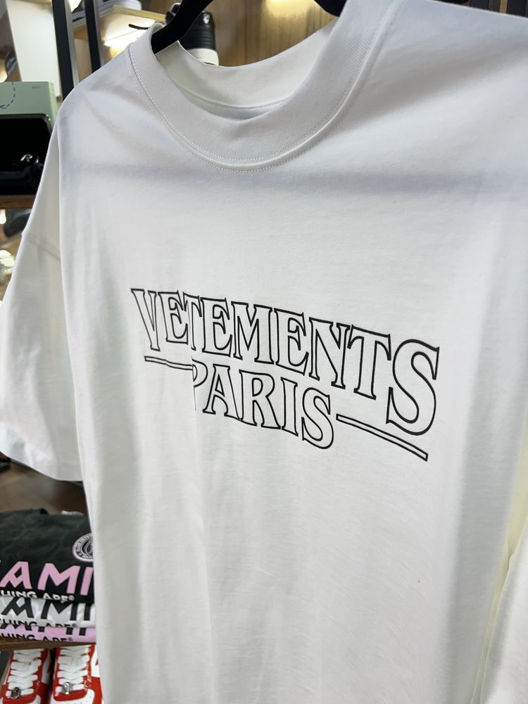 Футболка Vetements Paris Logo White