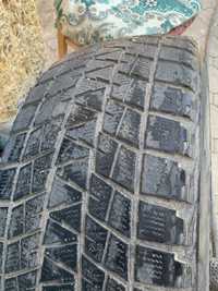 Продам автошини Bridgestone blizzak P255/55/R20 зимові