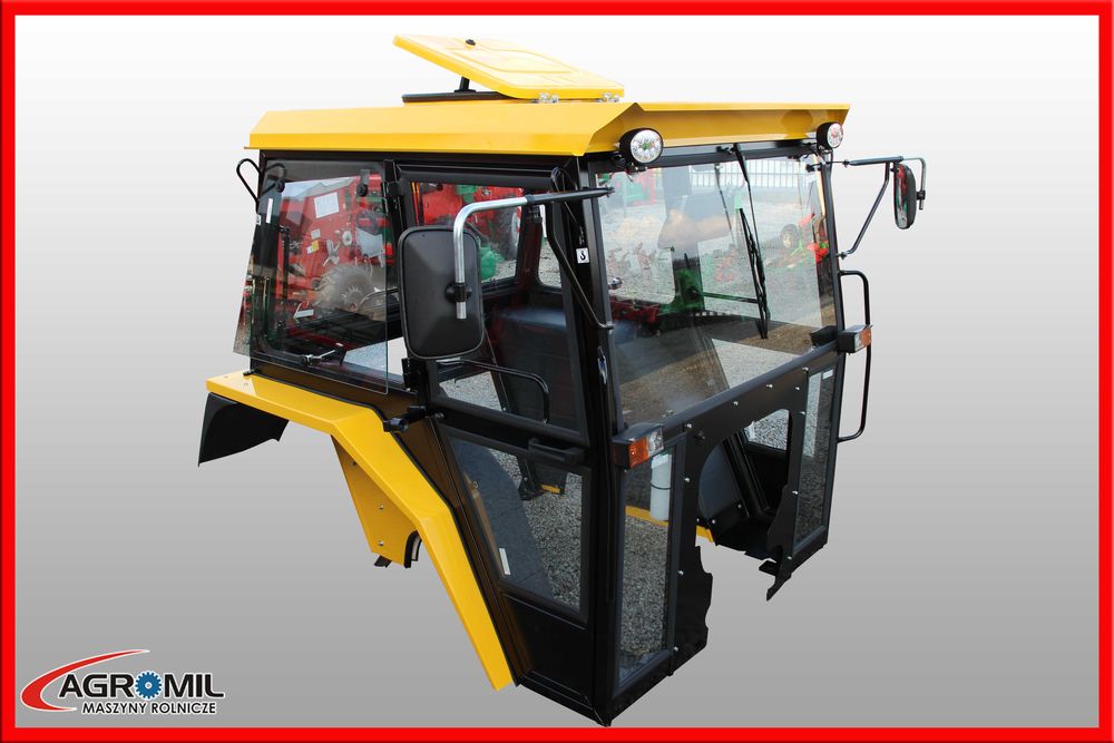 Kabina ciągnikowa z błotnikami URSUS C360 C360-3P C4011 NAGLAK ELEGANT